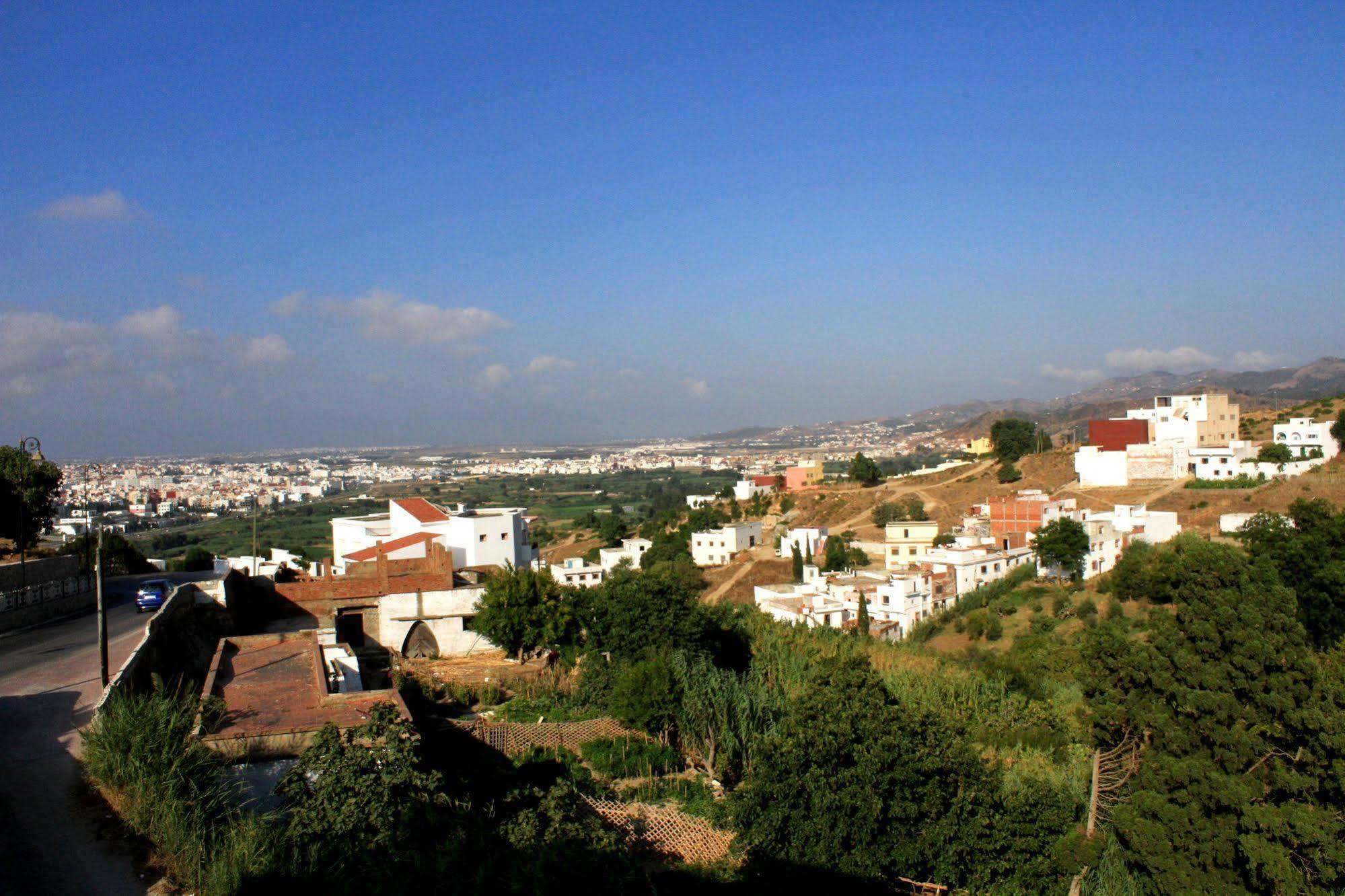 Hotel Riad Dar Achaach Tétouan Exterior foto